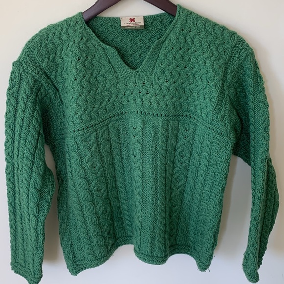 carraig donn Sweaters - Vintage Carraig Donn Women’s Green Sweater Merino Wool Ireland SZ S cable knit